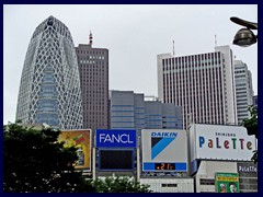 Higashi-Shinjuku 044